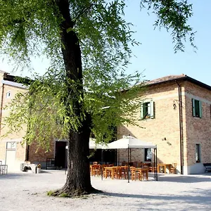 Le Giarine Bed & Breakfast